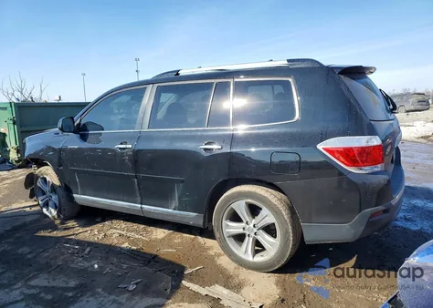 2011 Toyota Highlander Limited z USA, uszkodzony, nr VIN 5TDDK3EH2BS068781